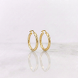 Mary Hoop Earrings 2.85gr / 1 in / 18K Yellow Gold ©