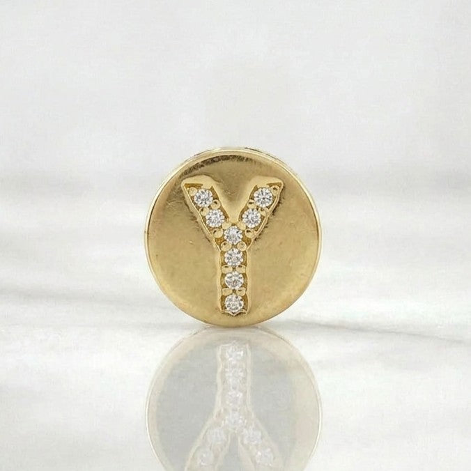 Dije Herraje Letra Y 1.55gr / 1/2 in / Oro Amarillo 18K *