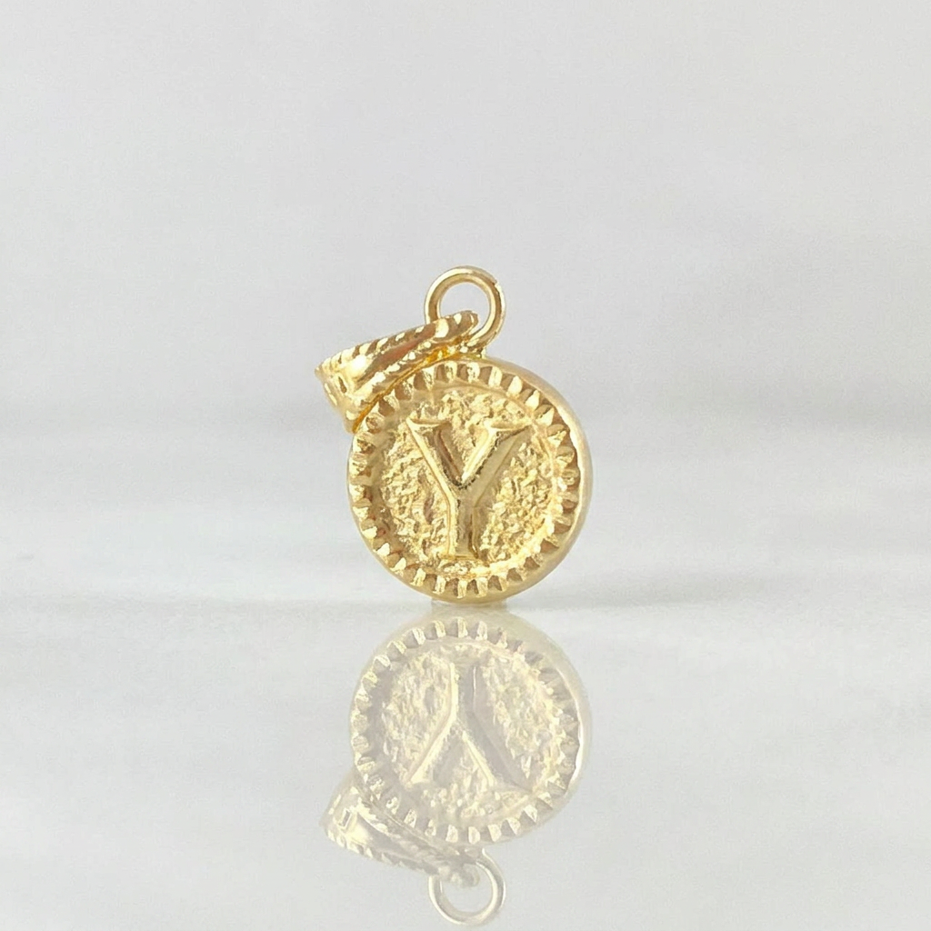 Pendant Letter and Framed Border 0.6g / 3/4 in 18K Yellow Gold