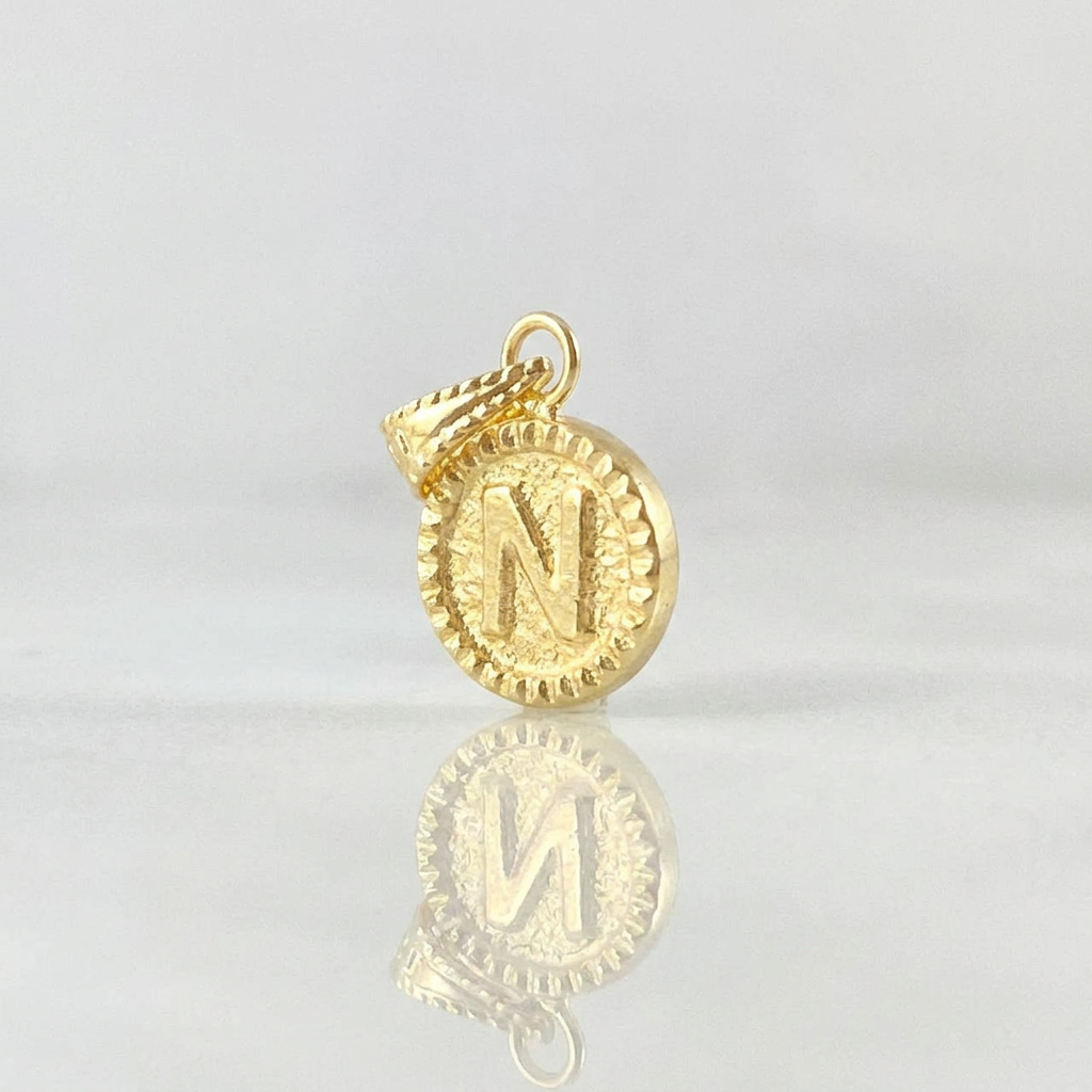 Pendant Letter N Framed Border 0.55g / 3/4 in Yellow Gold 18K