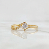 Anillo Solitario Brazo Pave 1.15g / T6 1/4 Oro Amarillo 18K