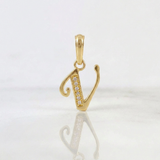 Pendant Italic Letter V 0.9g / 3/4 in 18K Yellow Gold