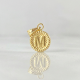 Dije Letra M Marco Bordeado 0.6g / 3/4 in Oro Amarillo 18K