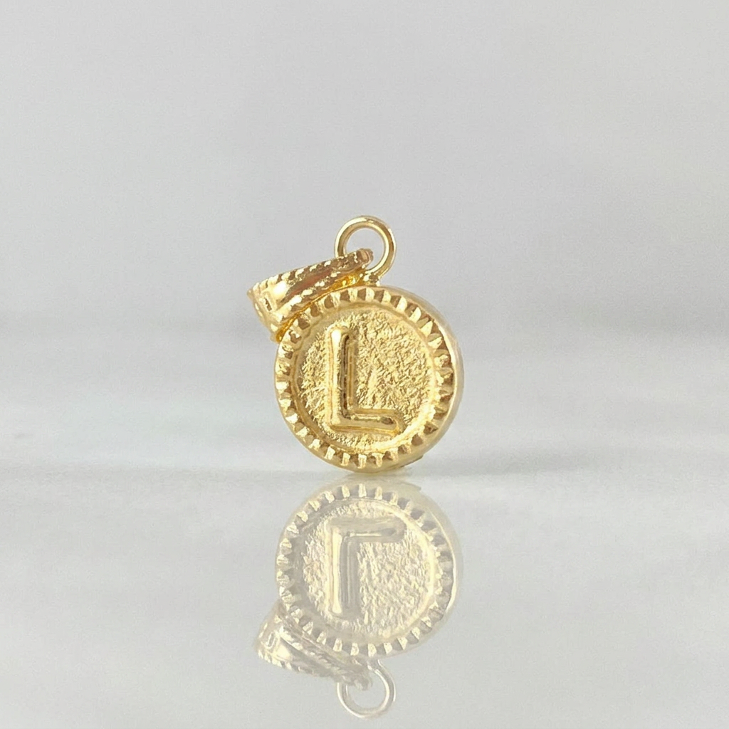 Pendant Letter L Framed Border 0.55g / 3/4 in Yellow Gold 18K