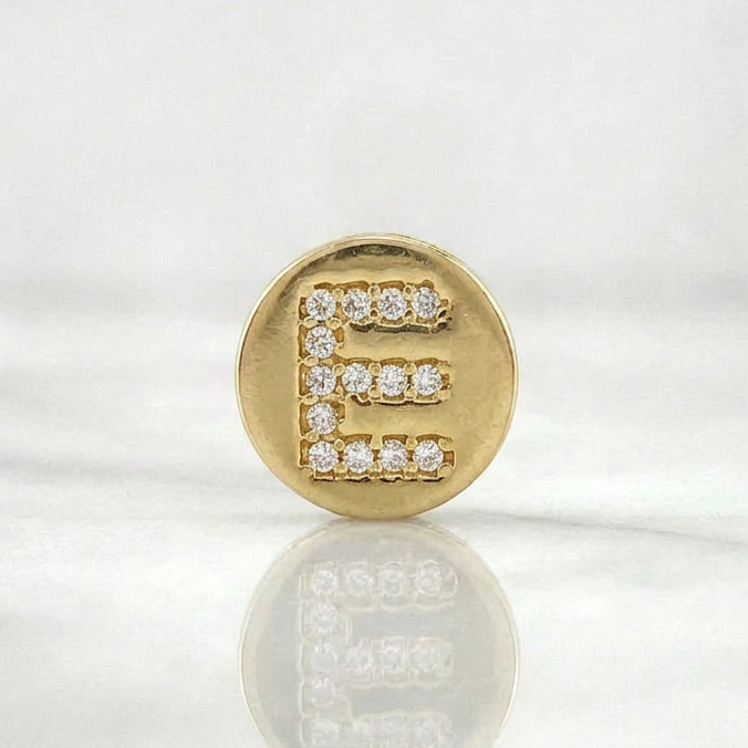 Pendant Charm Letter E 1.35gr / 1/2 in / Yellow Gold 18K *