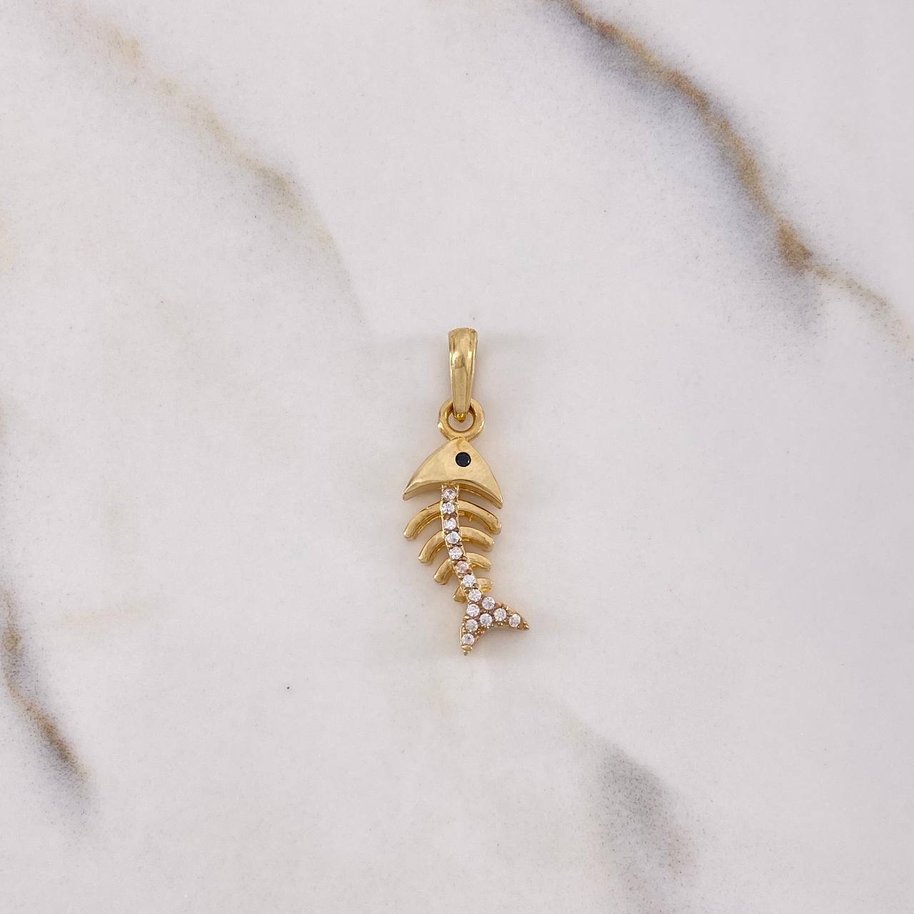 Pendant Fish Spine 1.85gr / 2.7cm / White Zircons Black Yellow Gold $