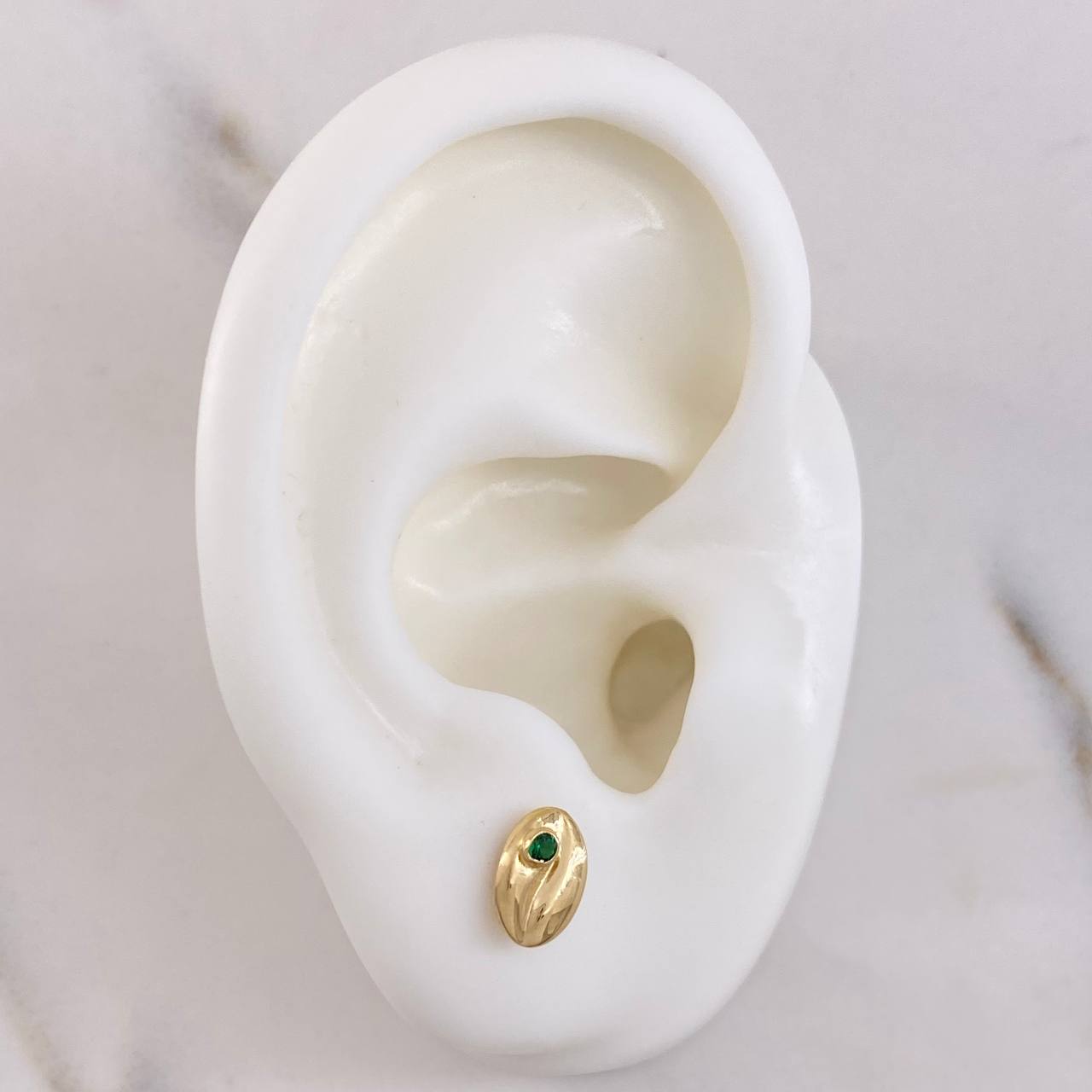 Stud Earrings Grano Café 0.6gr / Circon Verde Oro Amarillo &