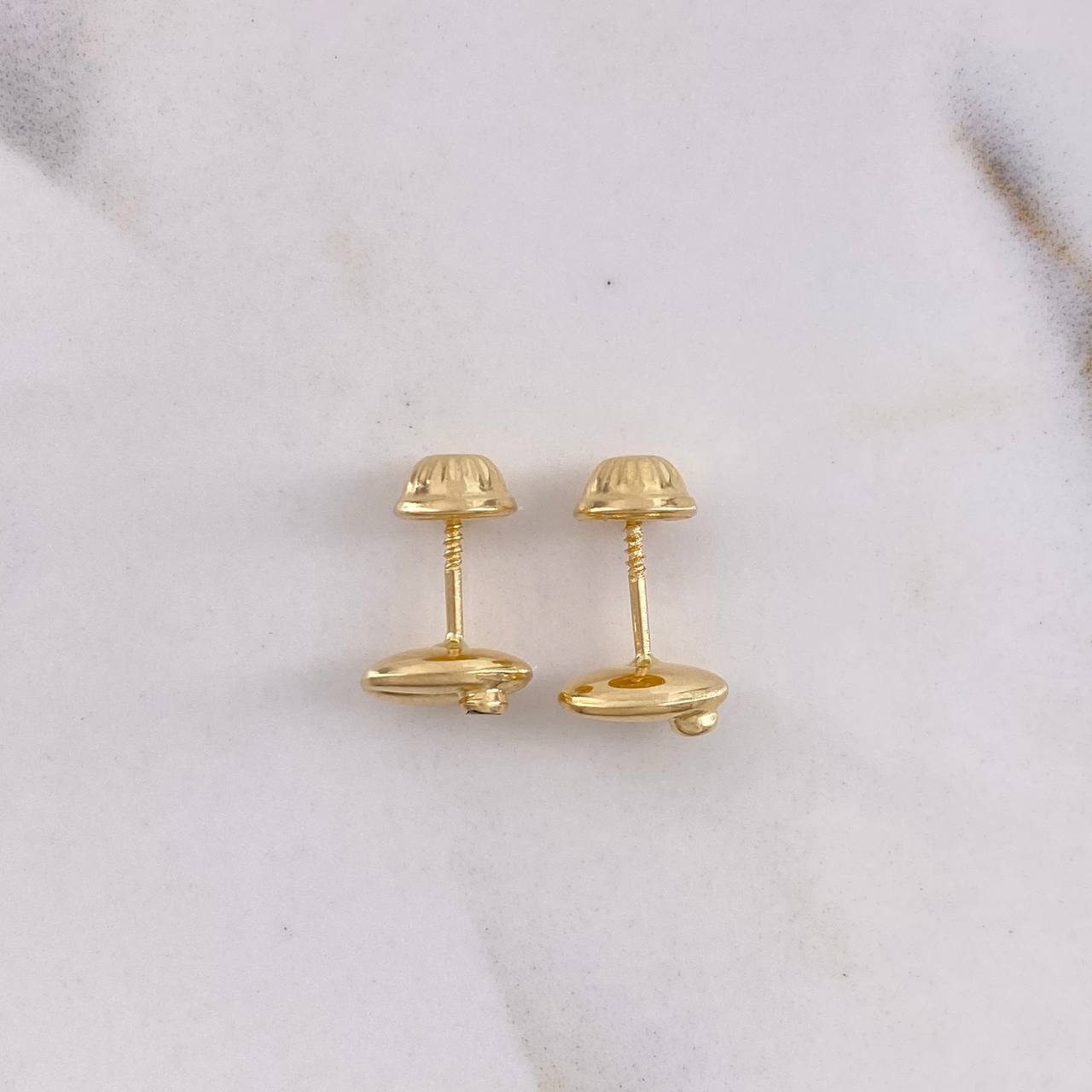 Stud Earrings Grano Café 0.6gr / Circon Verde Oro Amarillo &