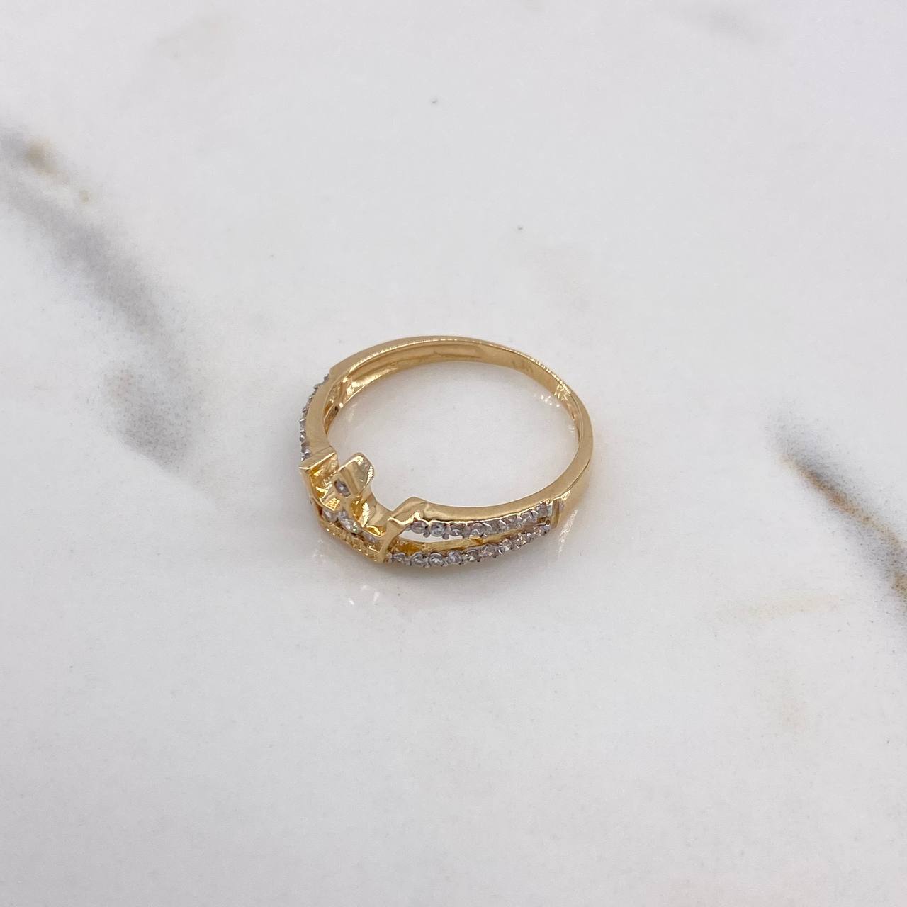 Crown Ring 2.05gr / T6 1/4 / White Zircons Two Yellow and White Golds &