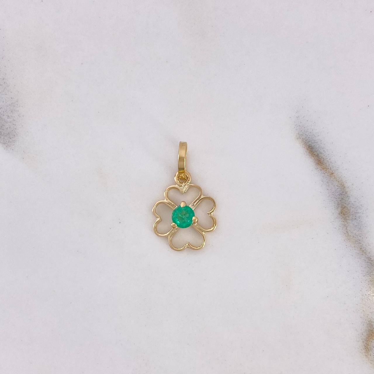 Pendant Flower 0.6gr / 1.5cm / Emerald 10pts 18K Yellow Gold (Jewel) $