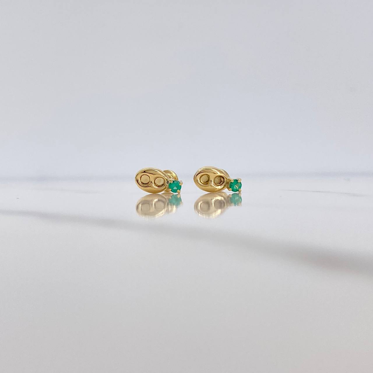 Topos GC 1.1gr / Esmeralda 12pts Oro Amarillo 18K (Joya) $
