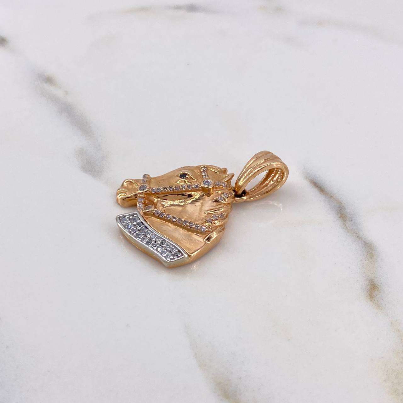 Pendant Horse 8.5gr / 3.2cm / White and Black Zircons Two-tone 18K White and Rose Gold $