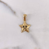 Pendant Star 1.45gr / 2.1cm / Smooth 18K Yellow Gold &