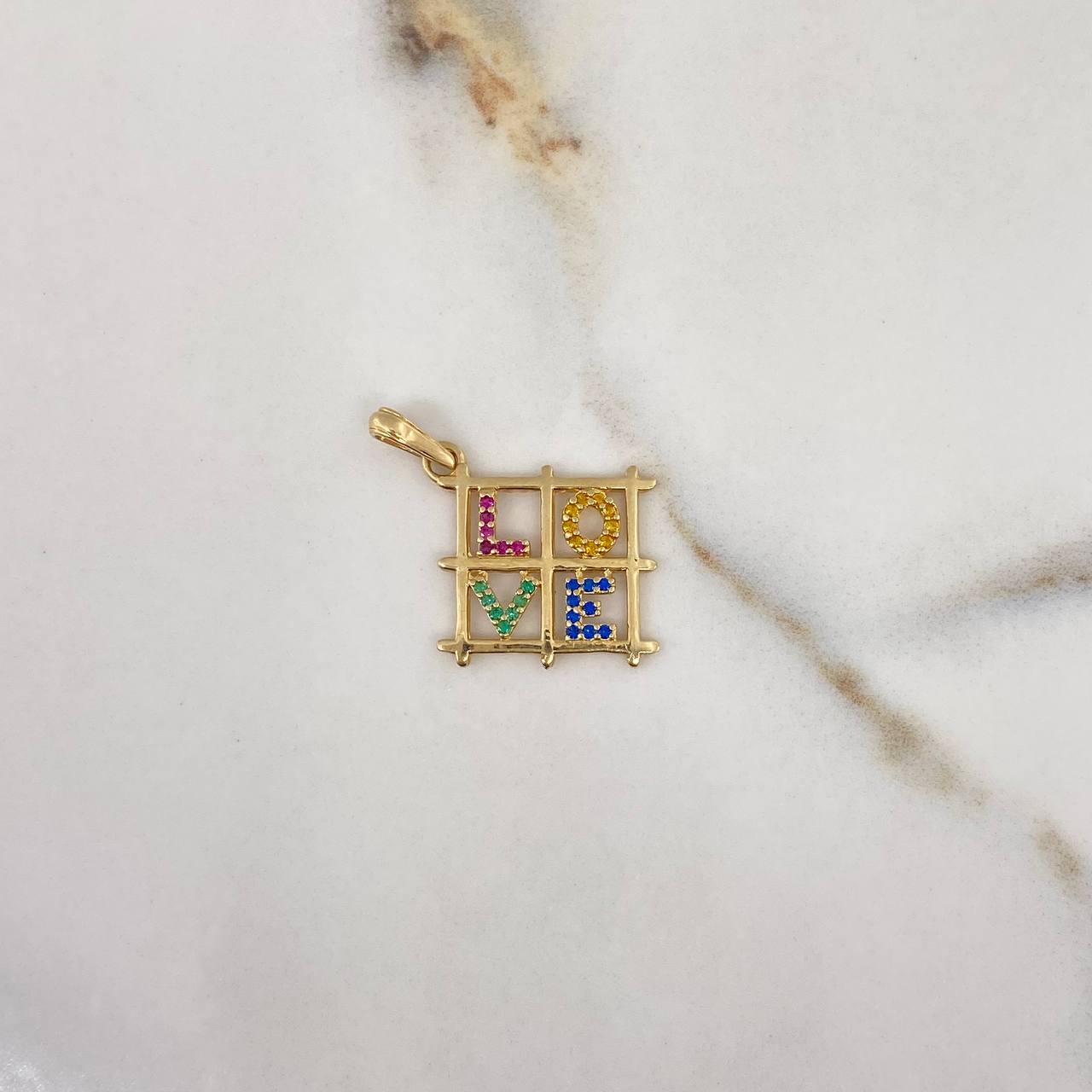 Pendant Love 1.75gr / 2cm / Colored Zircons Yellow Gold $