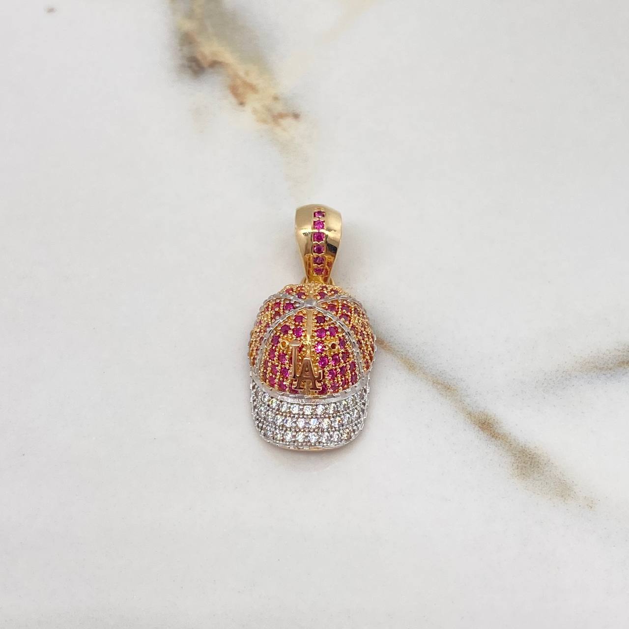 Pendant Cap LA 4.2gr / 3cm / White Fuchsia Zircons Three Golds $