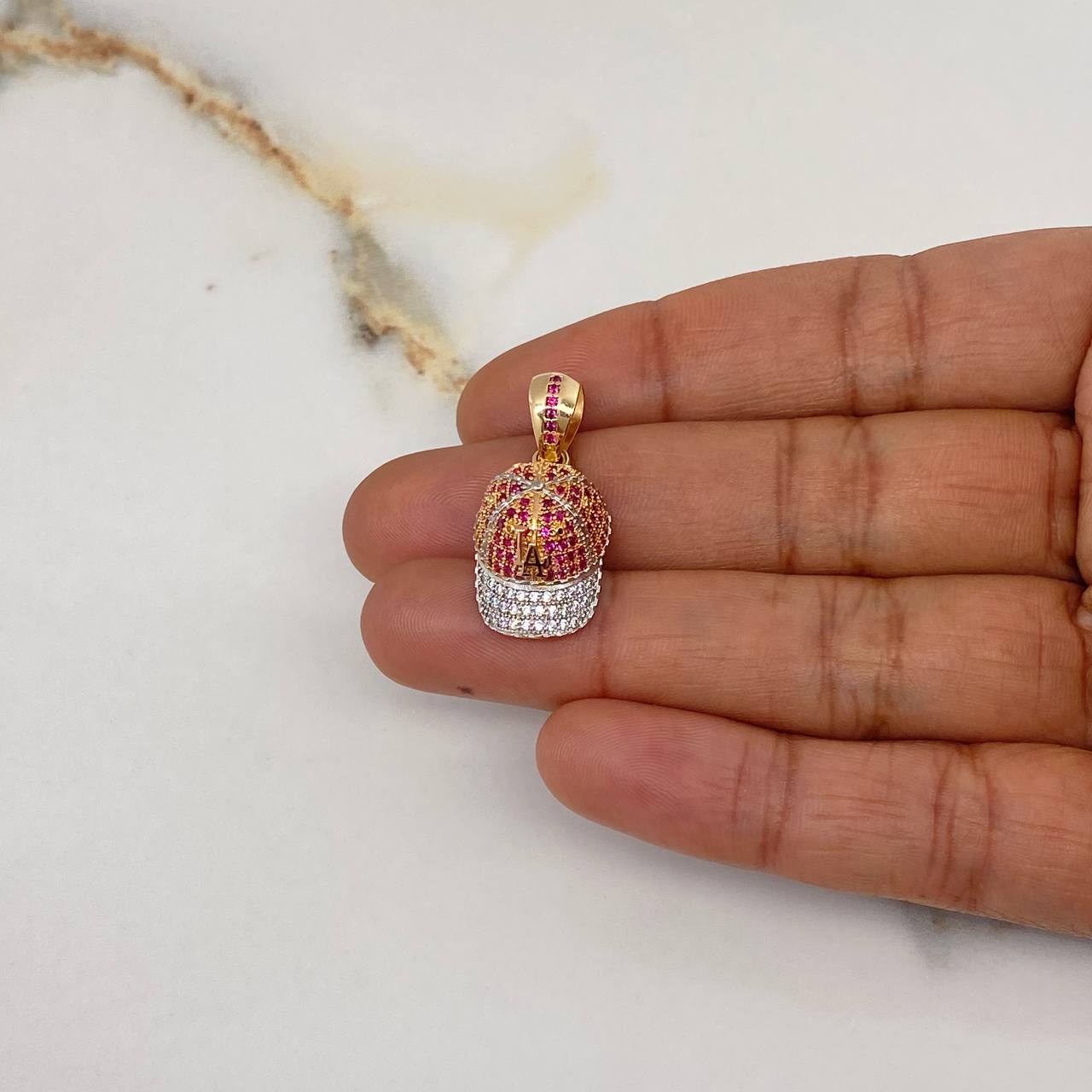 Pendant Cap LA 4.2gr / 3cm / White Fuchsia Zircons Three Golds $