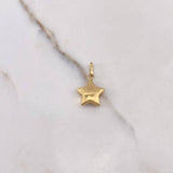 Pendant Star 0.8gr / 2.2cm / Yellow Gold Blown $