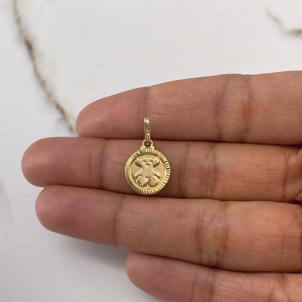 Pendant Bear Medal Ts1 0.9gr / 2cm / Yellow Gold $