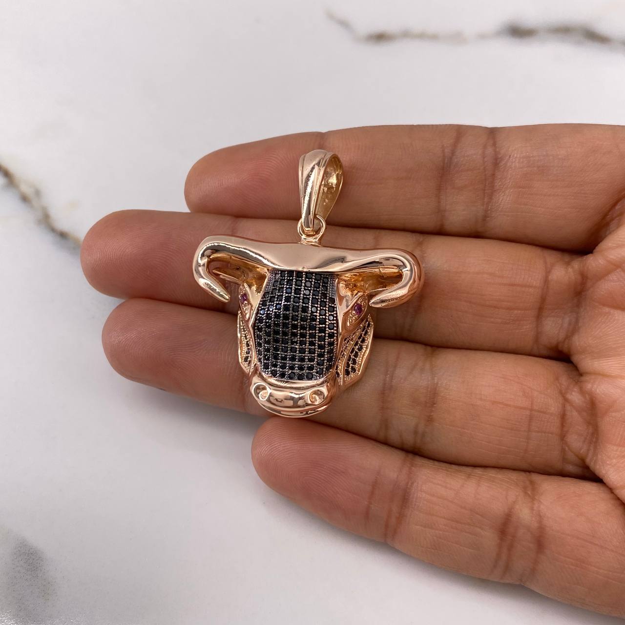 Pendant Bull 16.05gr / 4.2cm / Fuchsia Black Zircons Rose Gold $