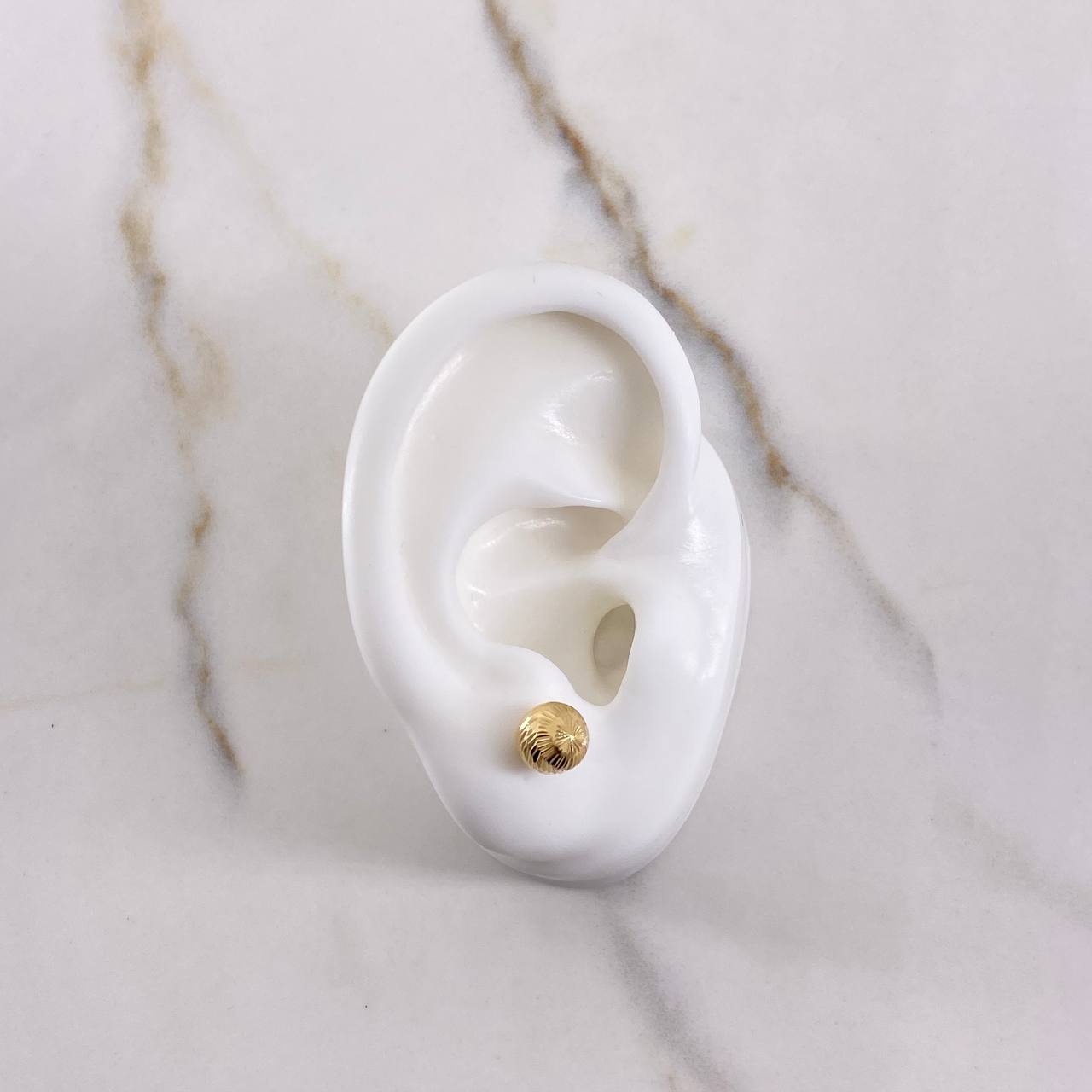 Stud Earrings Bead 0.95gr / 7mm Diamond Cut 18K Yellow Gold $