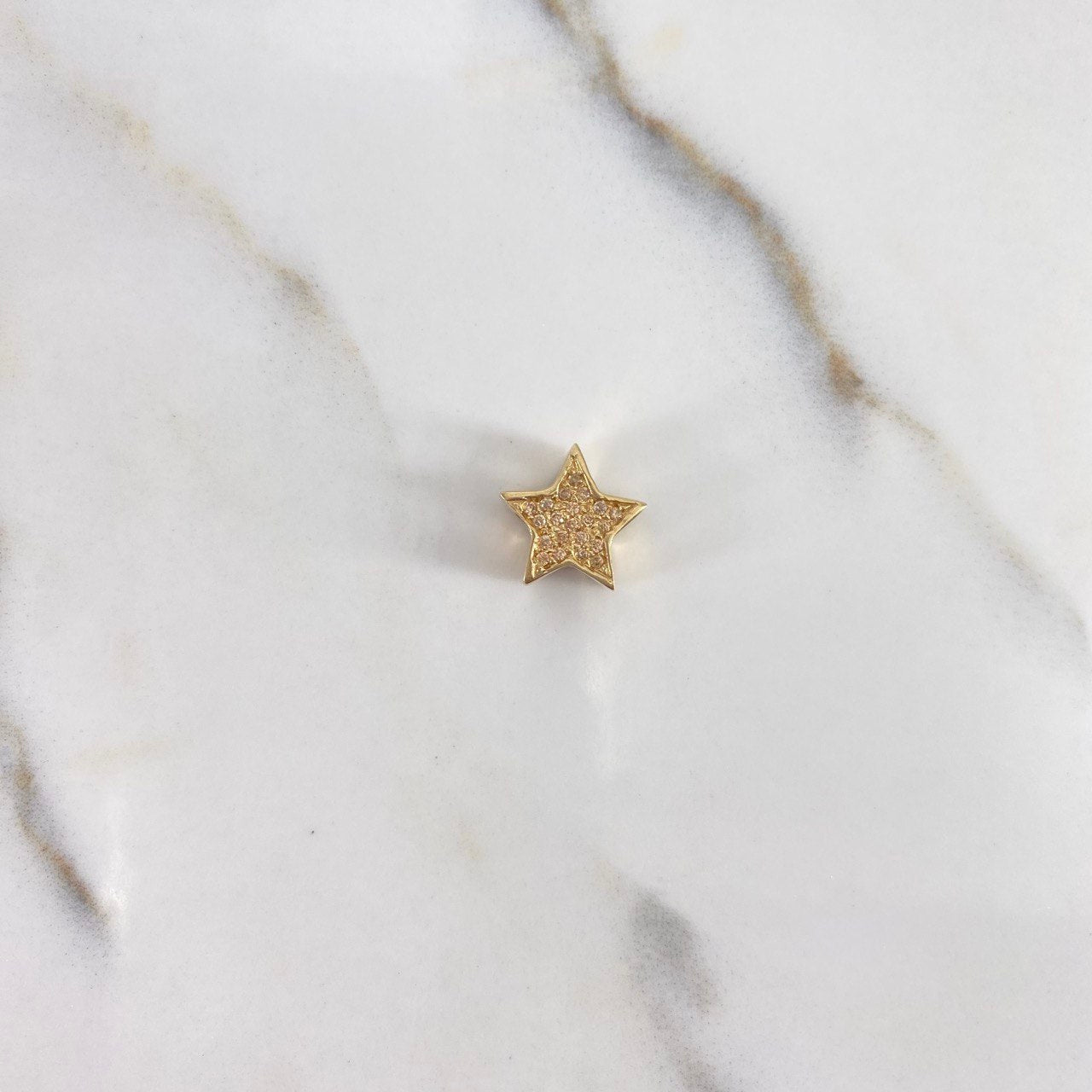 Charm Star 2.1gr / 1.1cm / Blue Yellow Zircons Yellow Gold $