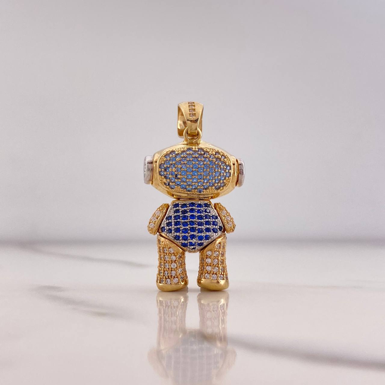 Pendant Astronaut 11.55gr / 3.8cm / White Blue Zircons Two Yellow White Golds (Offer) $