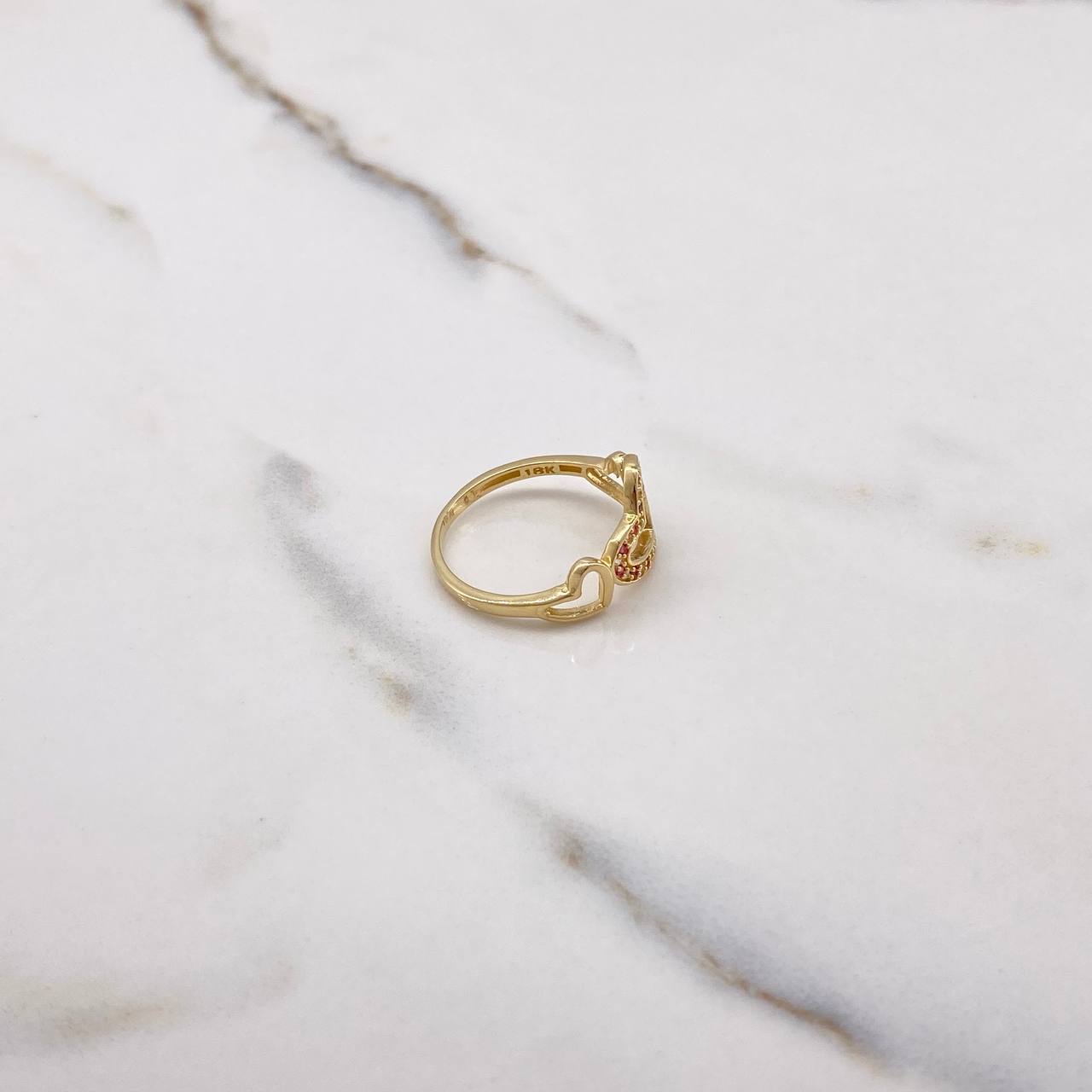 Three Hearts Ring 2.45gr / Size 7 1/4 / White Fuchsia Zircons Yellow Gold &