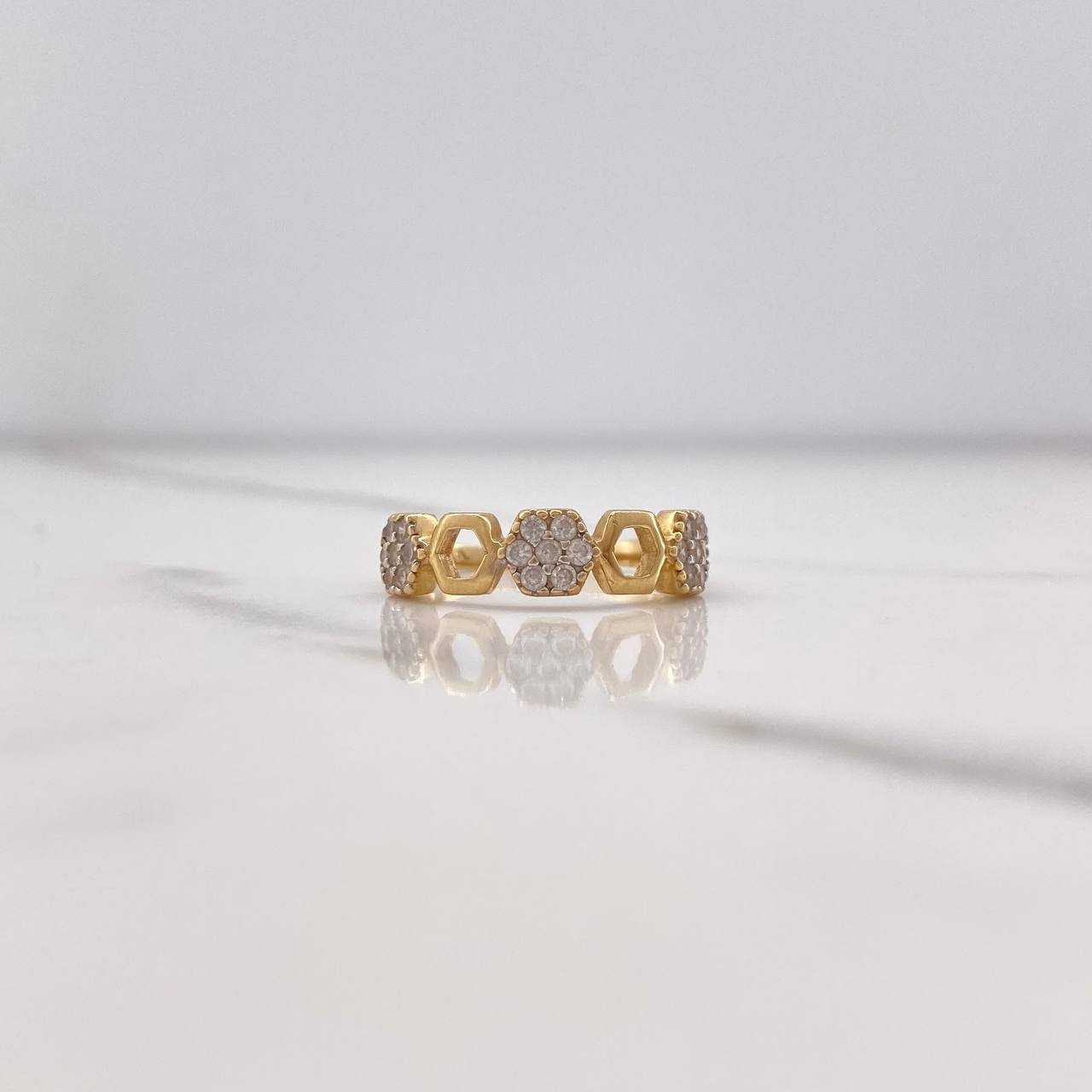 Hexagon Ring 2.7gr / T5 3/4 / White Zircons Two Yellow and White Golds &