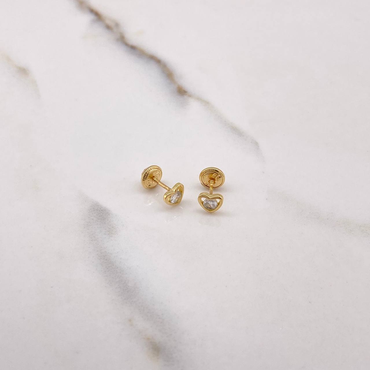 Stud Earrings Heart 0.75gr / White Zircon Yellow Gold $
