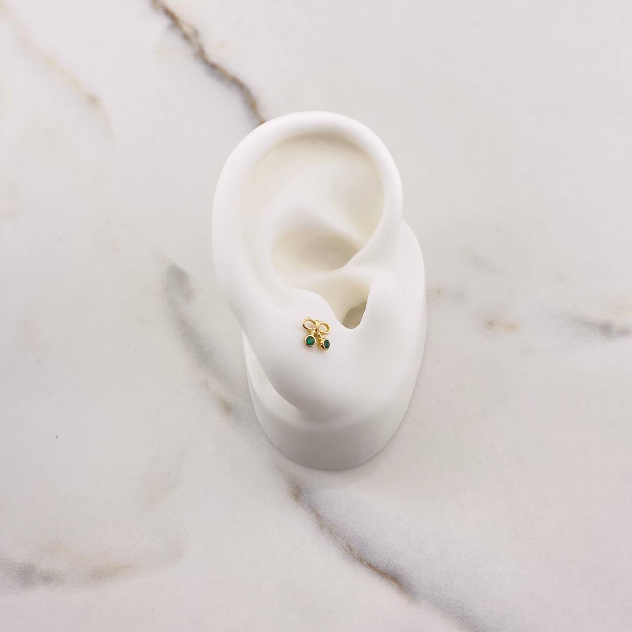 Stud Earrings Bow 0.65gr / Green Zircons Yellow Gold $