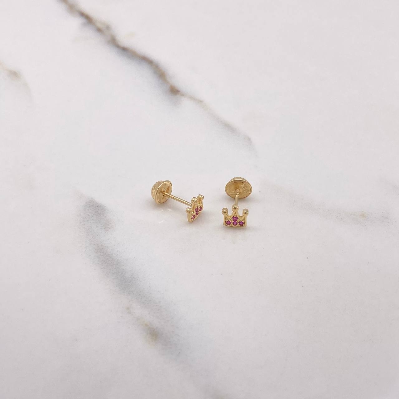 Stud Earrings Corona 0.8gr / Fuchsia Zircons Yellow Gold &