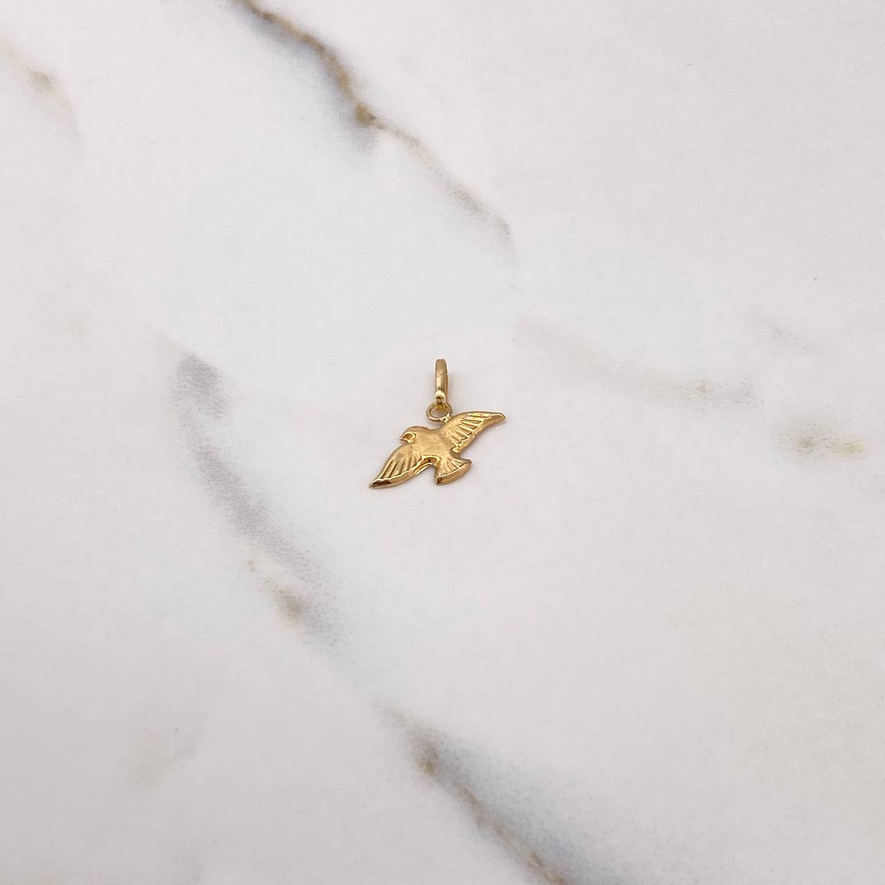 Pendant Paloma 0.45gr / 1.8cm / Matte Yellow Gold $