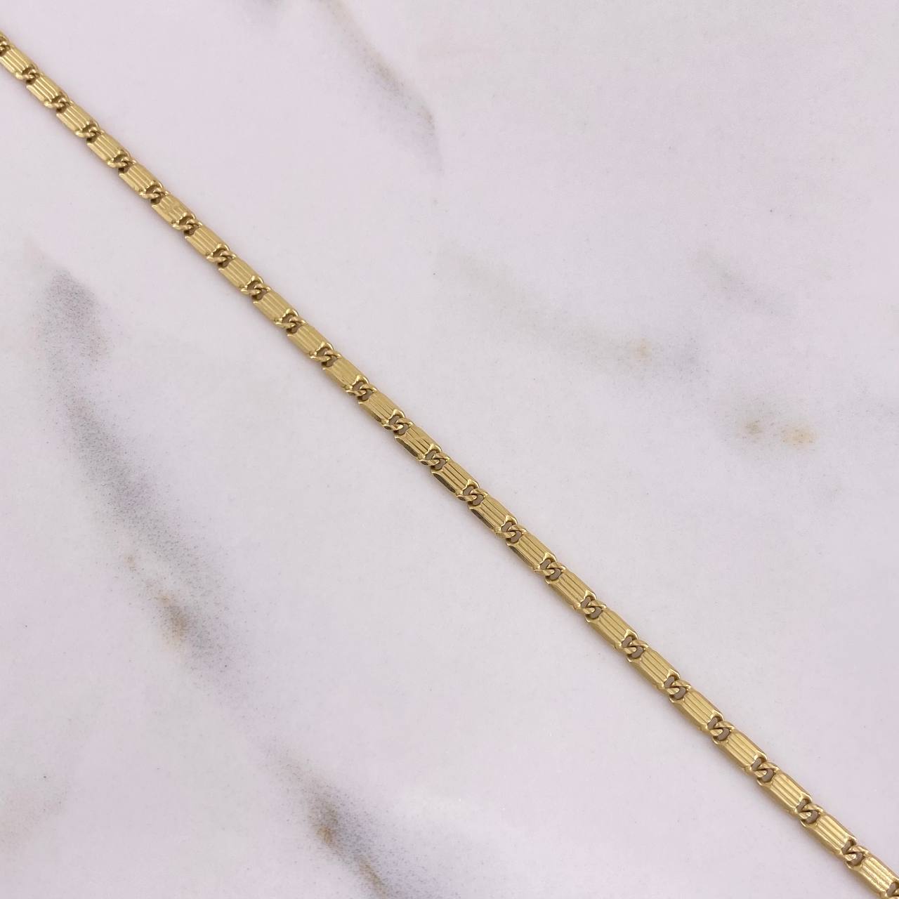 Flat Anchor Bracelet Striped 4.9gr / 19cm / 2mm Yellow Gold $