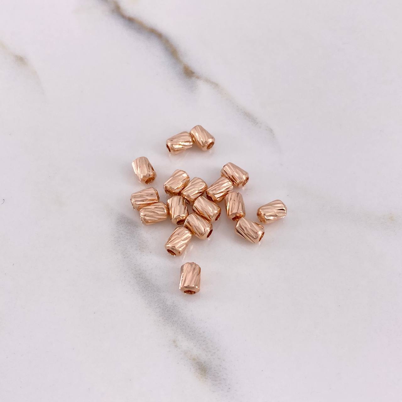 Charm Cylinder 0.15gr / 0.5cm / 4mm Diamond Cut Rose Gold &