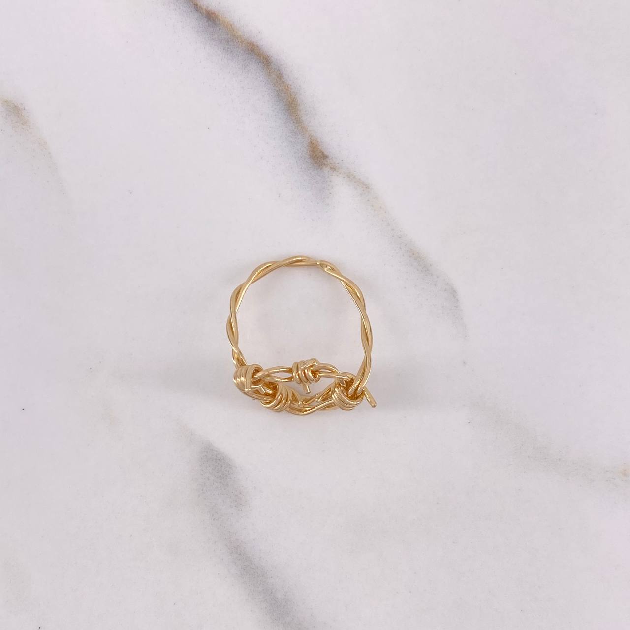 Wire Ring 2.8gr / T4 / Yellow Gold $