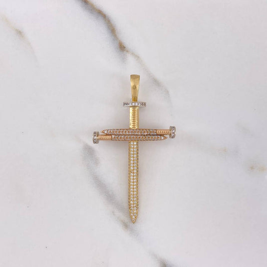 Dije Cruz Clavos 7.55gr / 6cm / Circones Blancos Tres Oros $