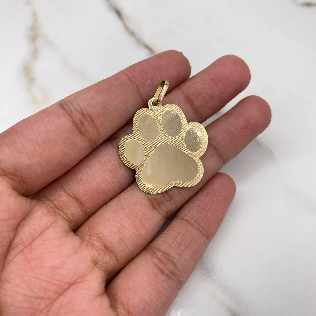 Pendant Fingerprint Plate 3.7gr / 3.3cm / Diamond Cut Yellow Gold $
