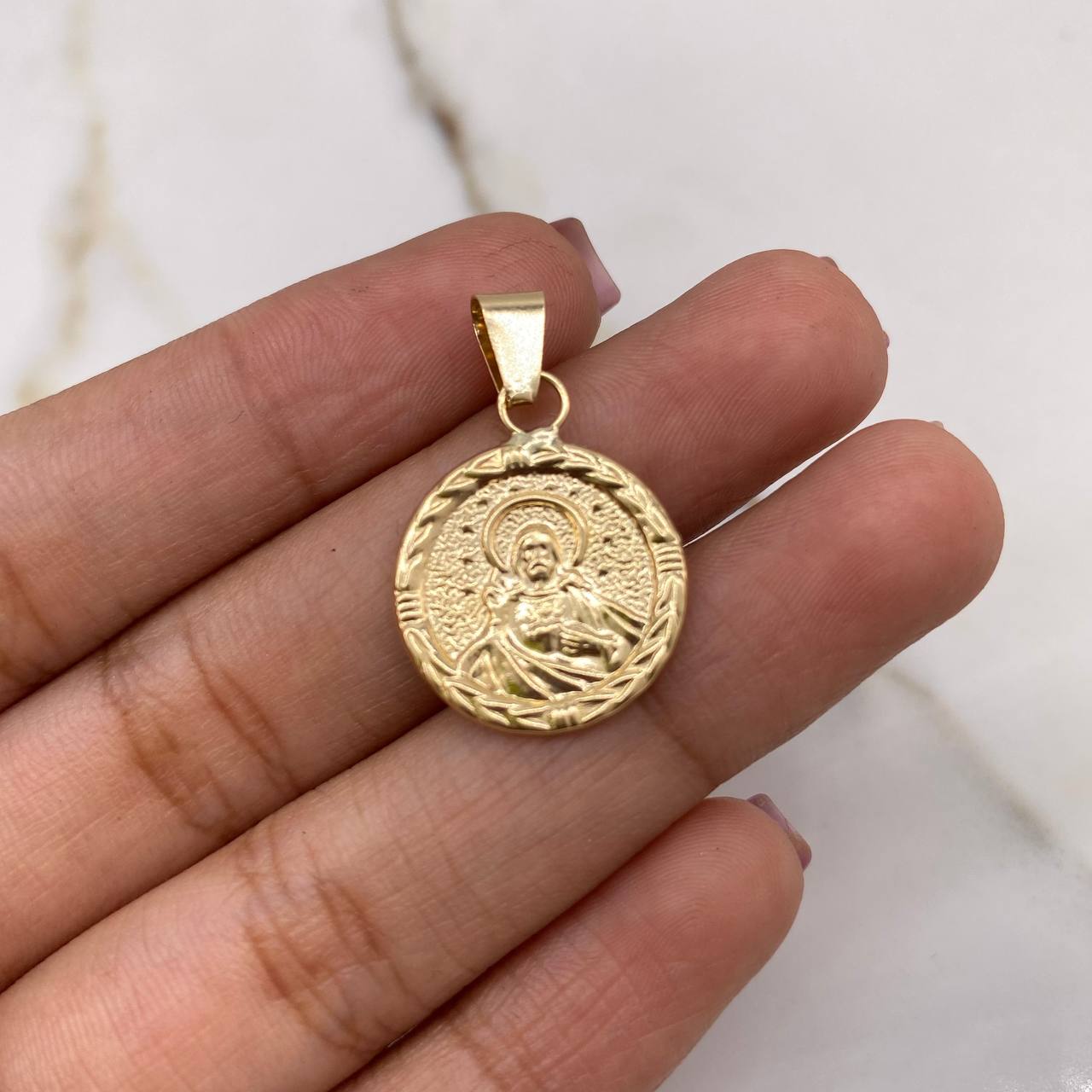 Pendant Sacred Heart of Jesus 1.6gr / 2.7cm / Yellow Gold Stamped &