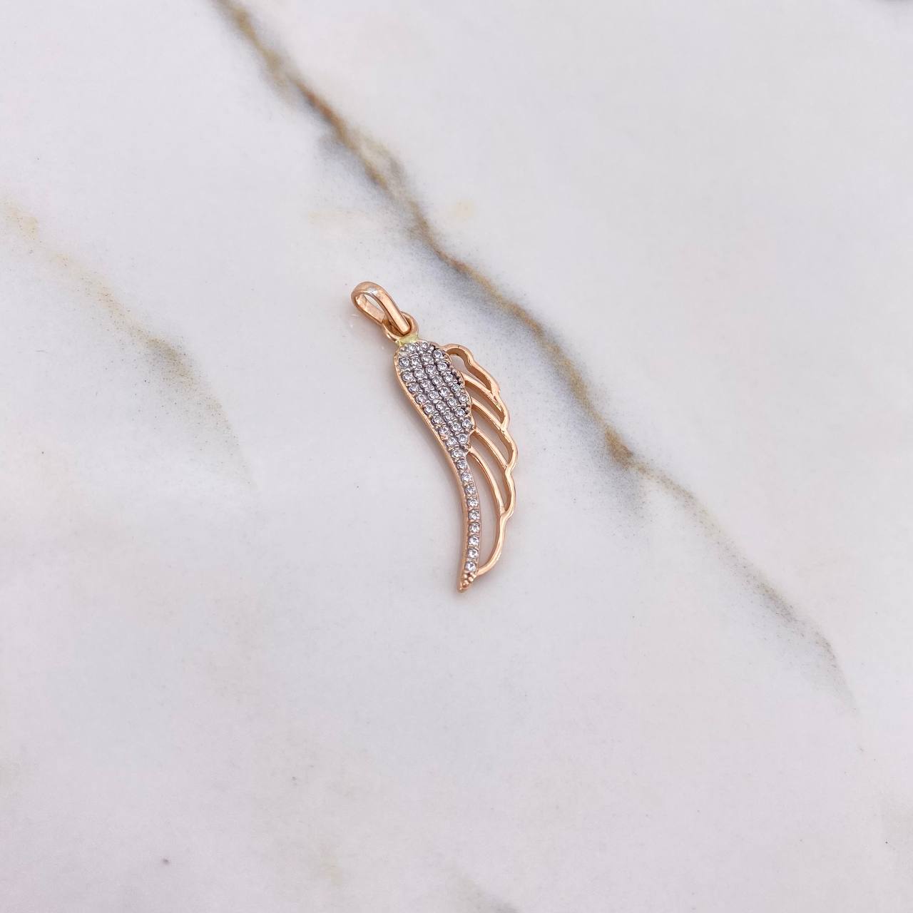 Pendant Wing 1.7gr / 3.2cm / White Zirconia Two-tone White and Rose Gold $