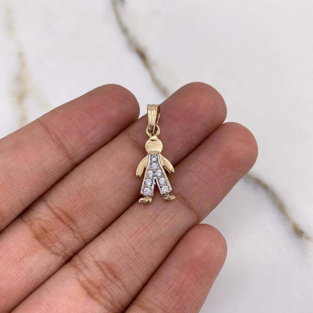 Pendant Child 1.1gr / 2.1cm / White Zircons Yellow Gold $