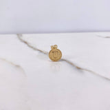 Pendant Letter U 0.6gr / 1.8cm / Yellow Gold Stamped $