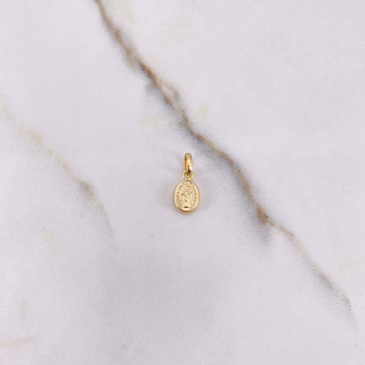 Pendant Virgin Helper 0.35gr / 1.3cm / Yellow Gold Stamped $