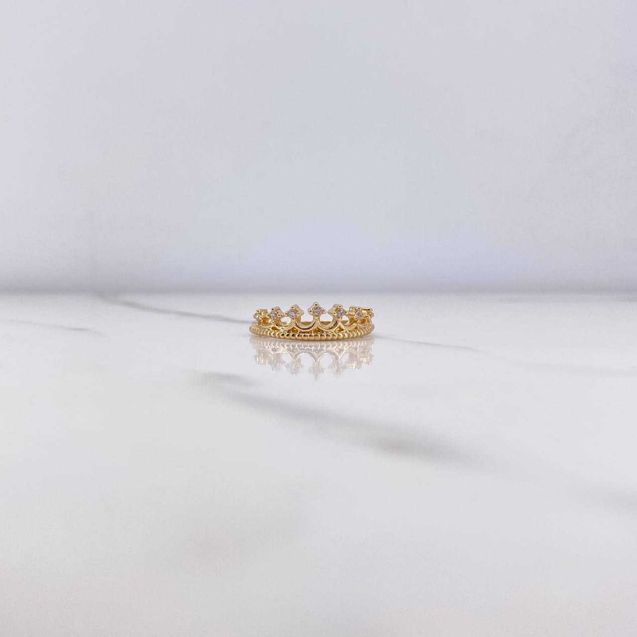 Queen Crown Ring 2.8gr / Size 6 3/4 / White Zircons Yellow Gold &