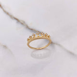 Queen Crown Ring 2.8gr / Size 6 3/4 / White Zircons Yellow Gold &