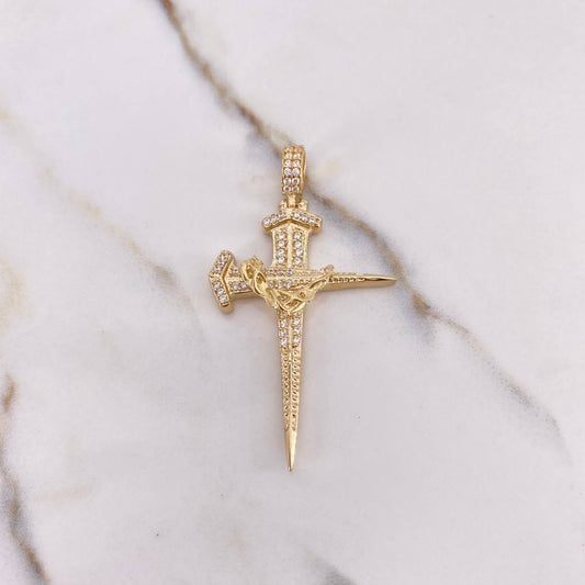 Dije Cruz Clavos 7.75gr / 5.4cm / Circones Blancos Oro Amarillo $