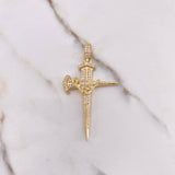 Dije Cruz Clavos 7.75gr / 5.4cm / Circones Blancos Oro Amarillo $