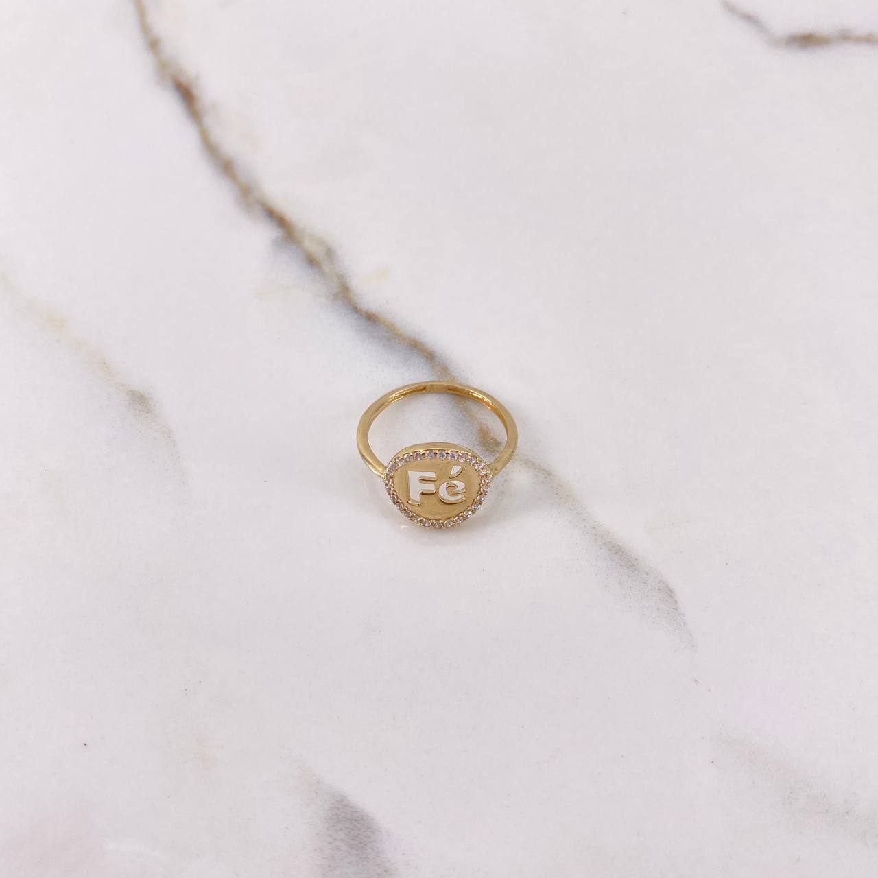 Ring Circle Faith 1.75gr / Size 5 1/2 / White Zircons Yellow Gold &