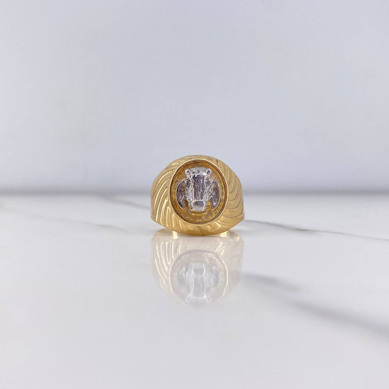 Anillo Vaca 4.4gr / T8 1/4 / Circones Blancos Dos Oros Amarillo Blanco &