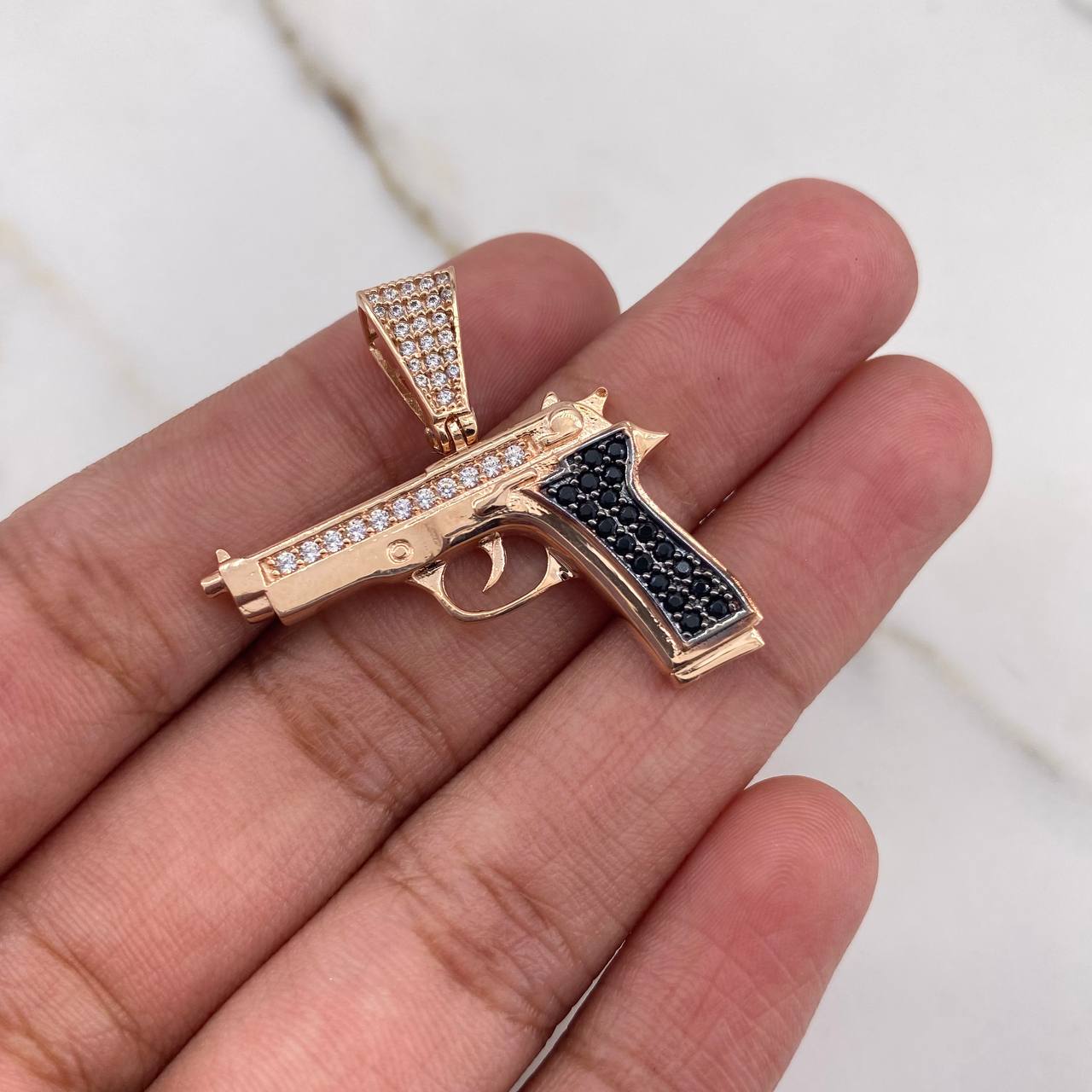 Pendant Gun 4.1gr / 3cm / Black White Rose Gold Zircons &