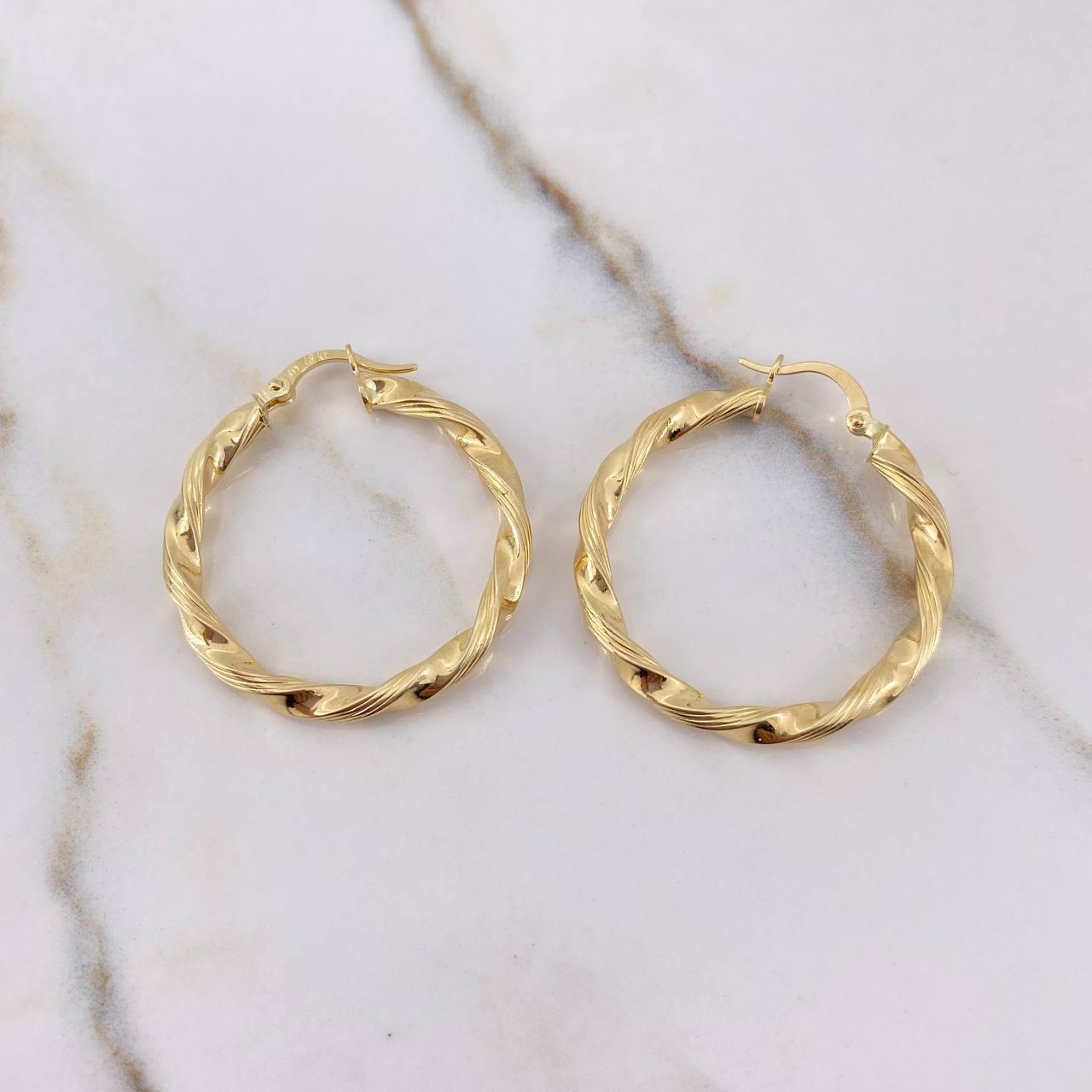 Hoop Earrings May 3.25gr / 3.3cm / Striped Yellow Gold &